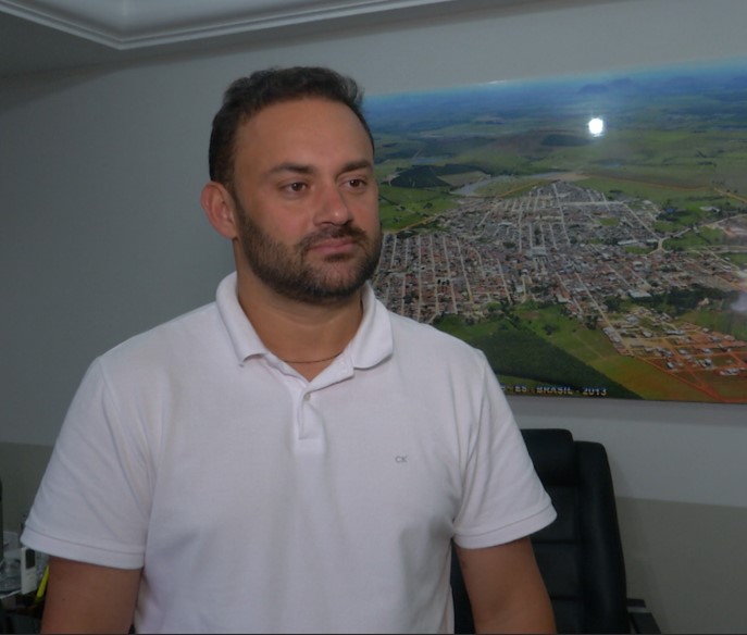 Edilson Monteiro -prefeito de Pinheiros Es